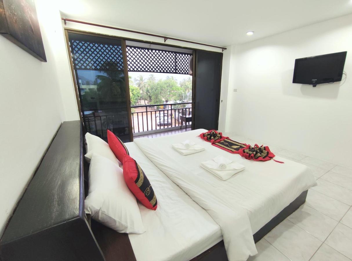 Sea Beach Paradise Patong Extérieur photo
