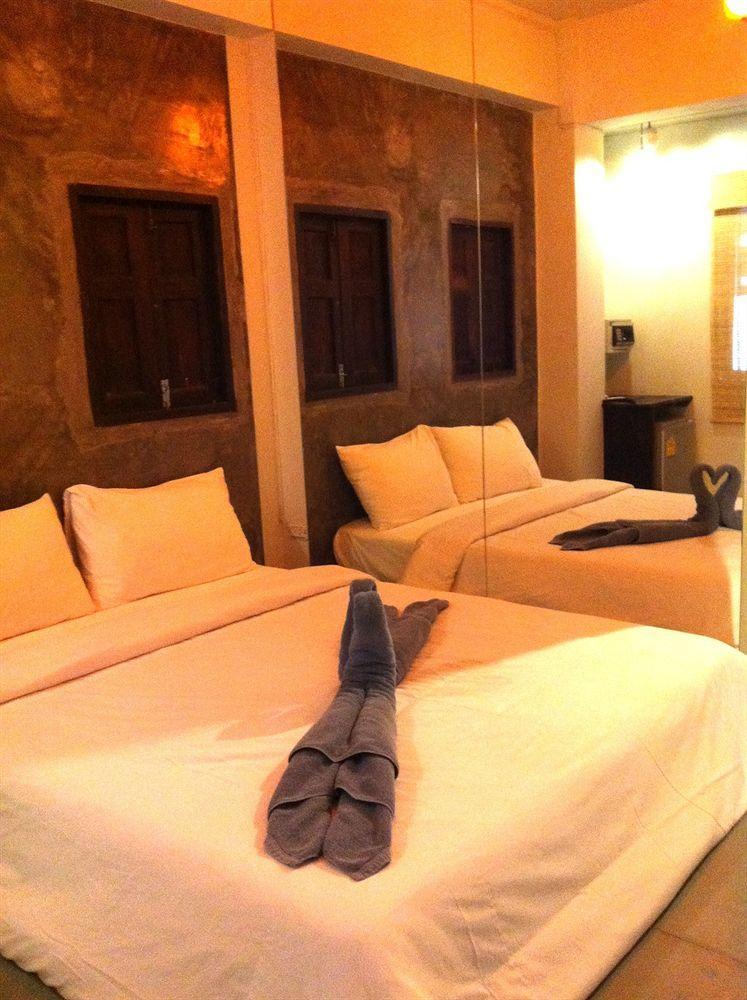 Sea Beach Paradise Patong Extérieur photo